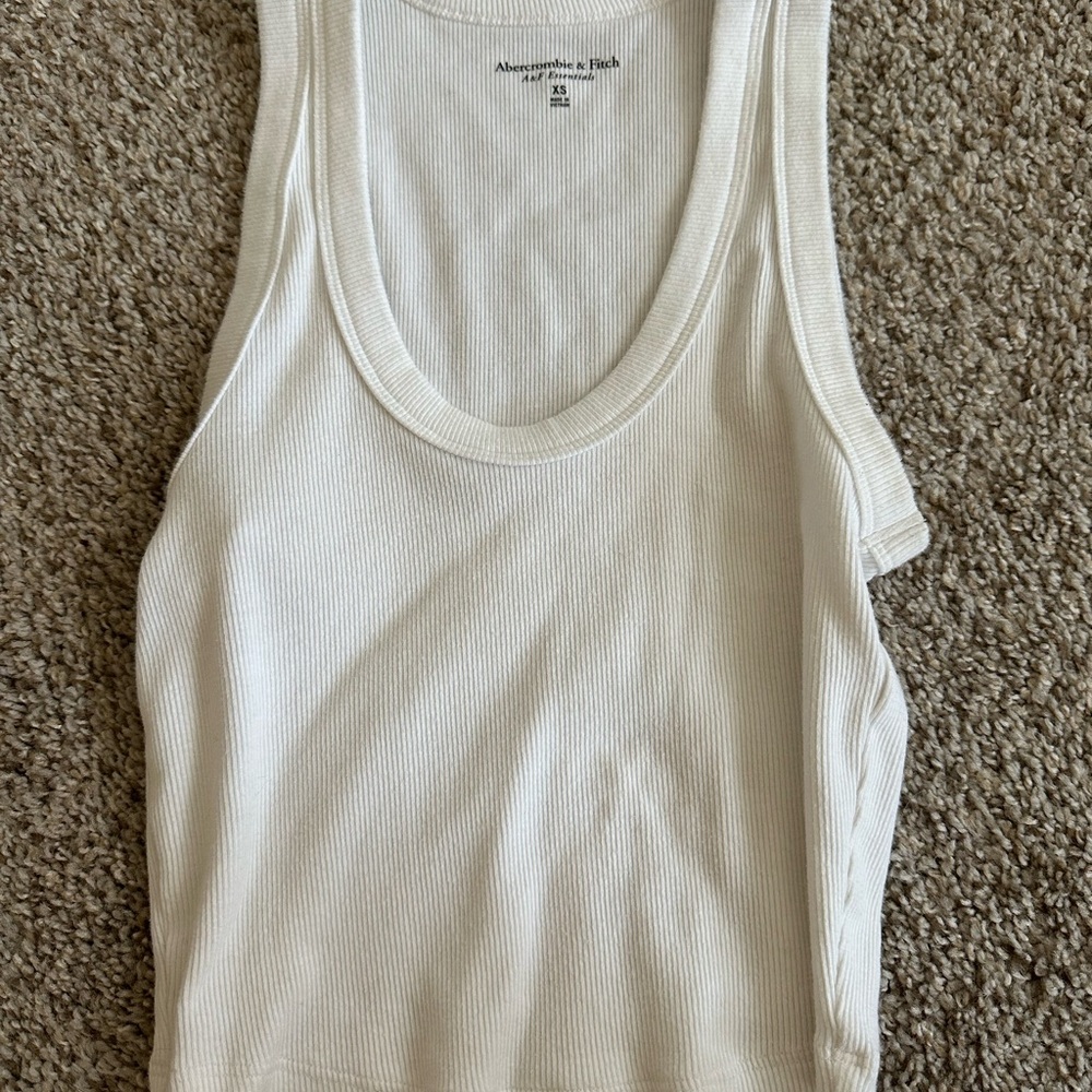 Abercrombie & Fitch Classic Cropped White Tank Top